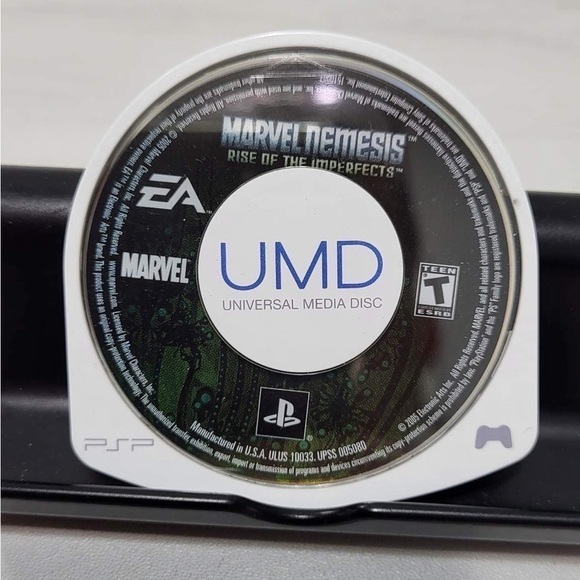 PSP Marvel Nemesis- Rise of the Imperfects - Picture 3 of 3